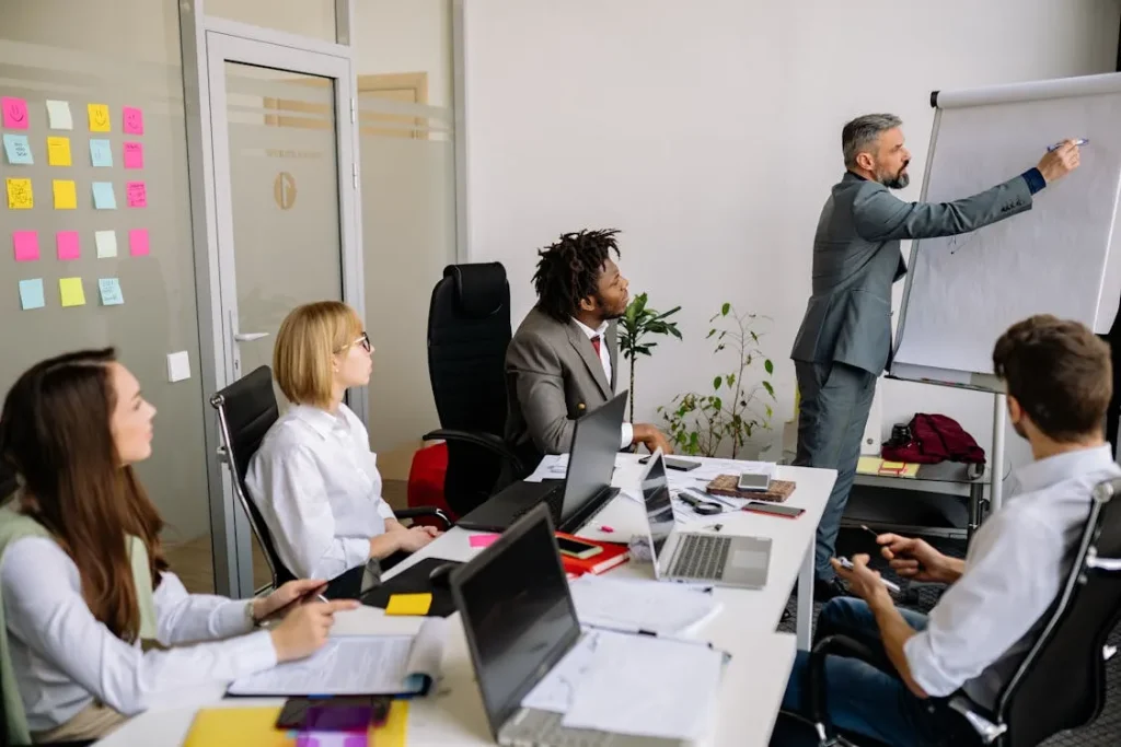 How to Build a Leadership Development Plan for Senior Leaders